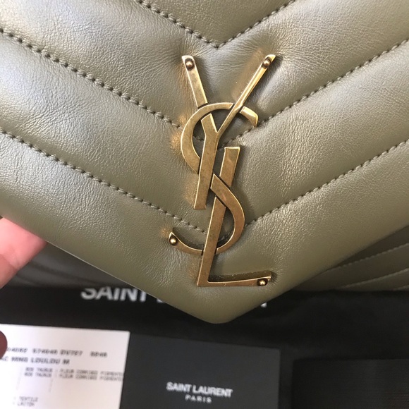 A106- 💯 % authentic YSL LouLou bag - Picture 6 of 12